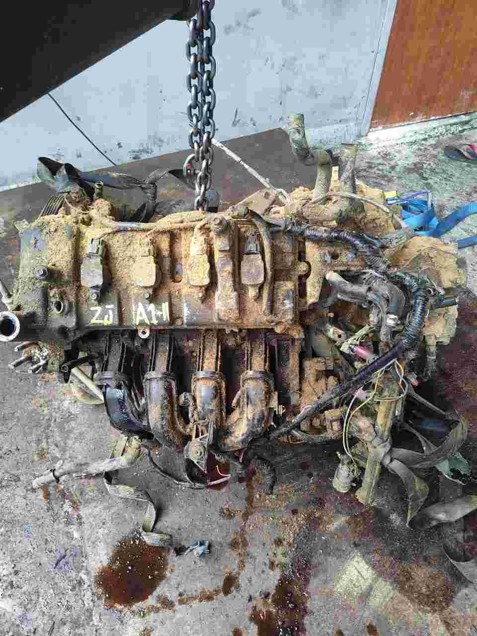 Mazda - 323 (2000) 4 Cylinder, 1.6 Litre ENGINE