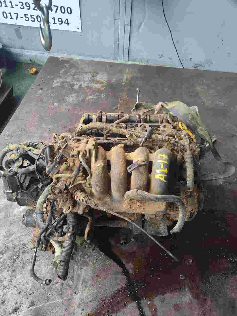 Ford - Fiesta (2003) 4 Cylinder, 1.6 Litre ENGINE