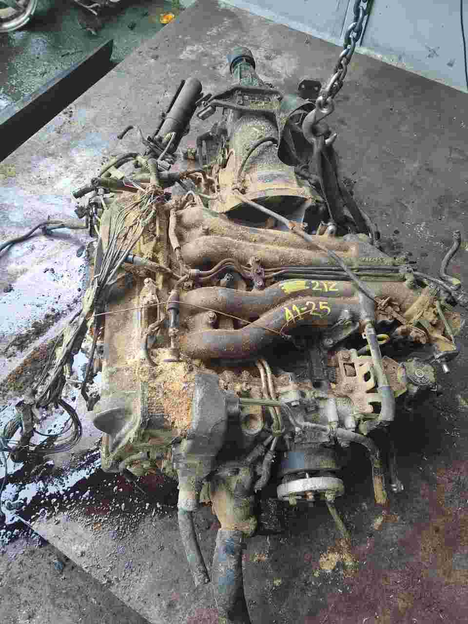 Toyota - Tarago (1998) 4 Cylinder, 2.4 Litre ENGINE