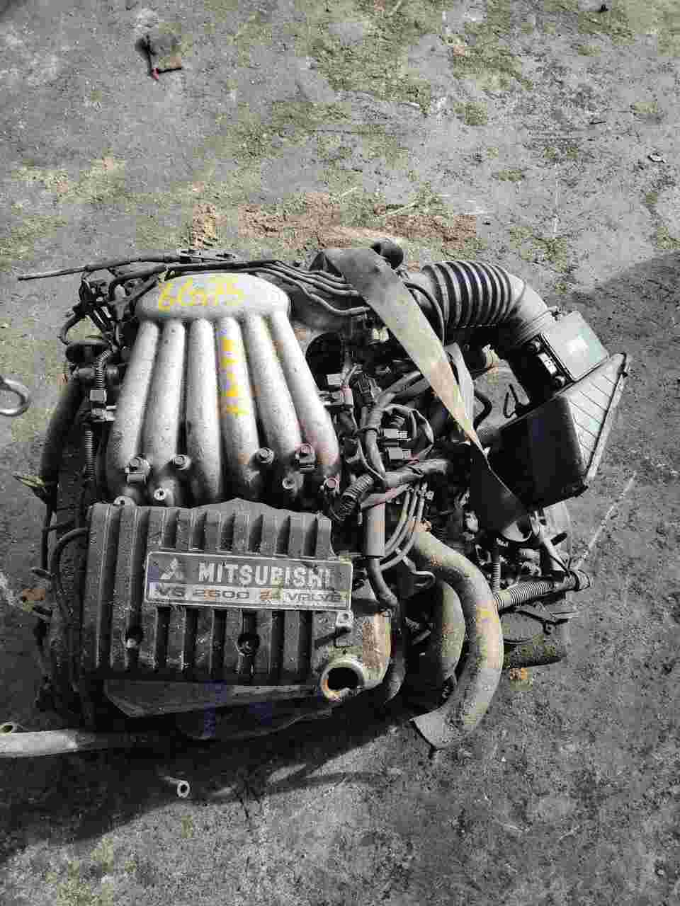 Mitsubishi - Pajero  (1998) 6 Cylinder, 3.5 Litre ENGINE